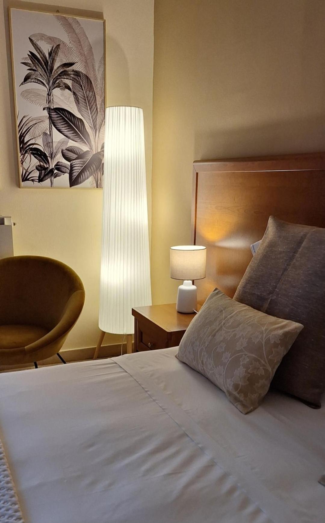 Laranda Rooms Milazzo Oda fotoğraf